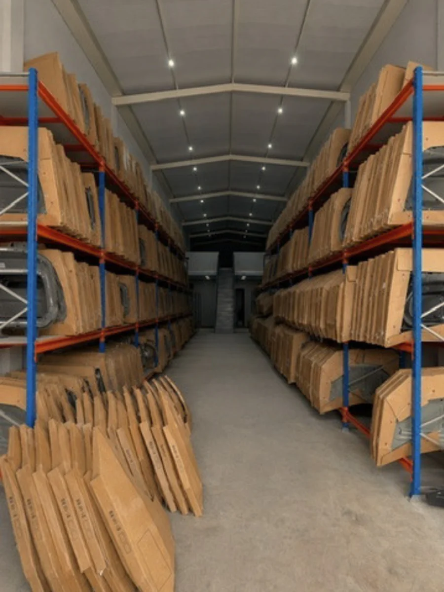 Estoque de peças de lataria da Prime Parts Imports